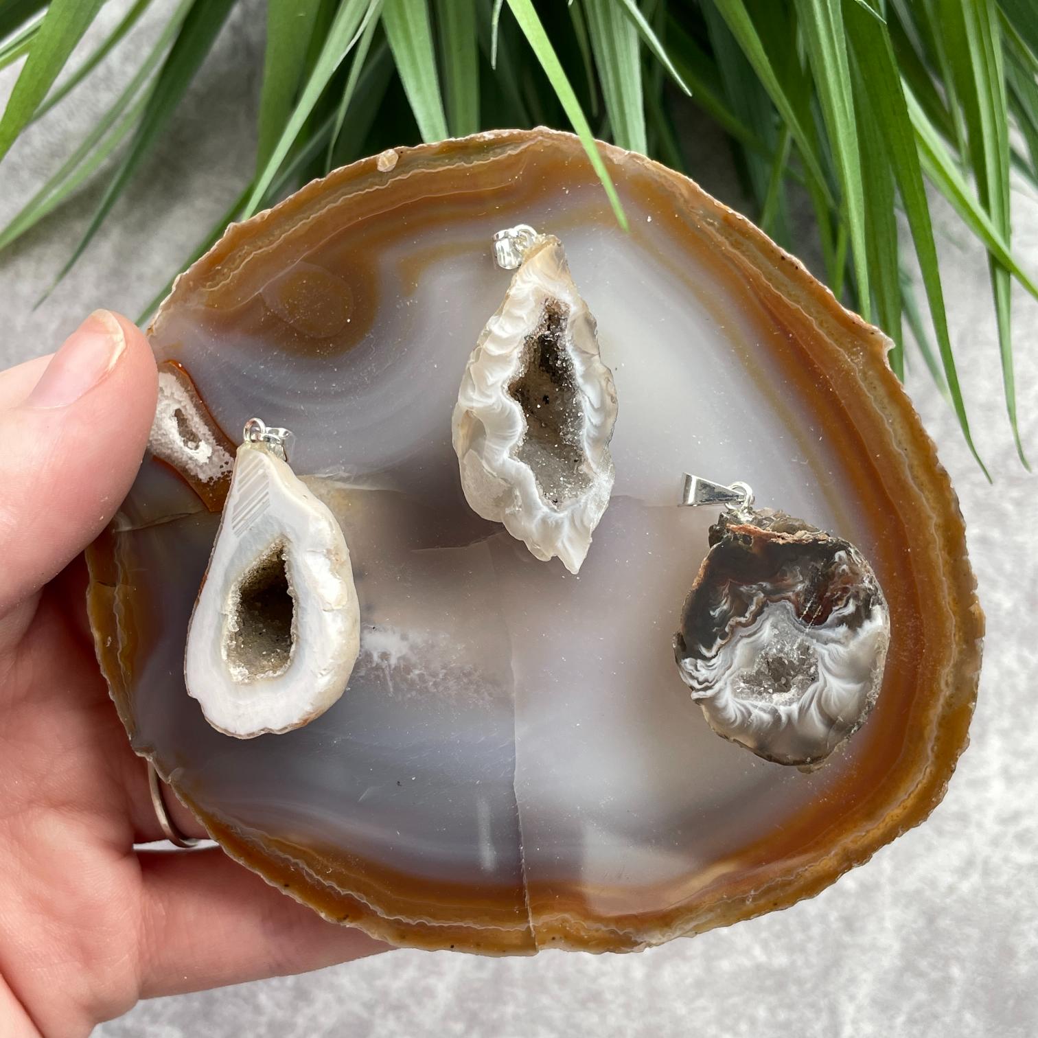 Rough Mini Pendant - Agate Geode Rough Mini Pendant - Agate Geode